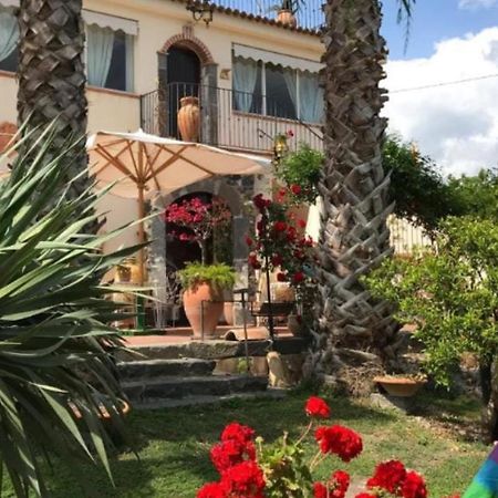 La Capanna Di Giuseppe E Maria Bed & Breakfast Таормина Екстериор снимка