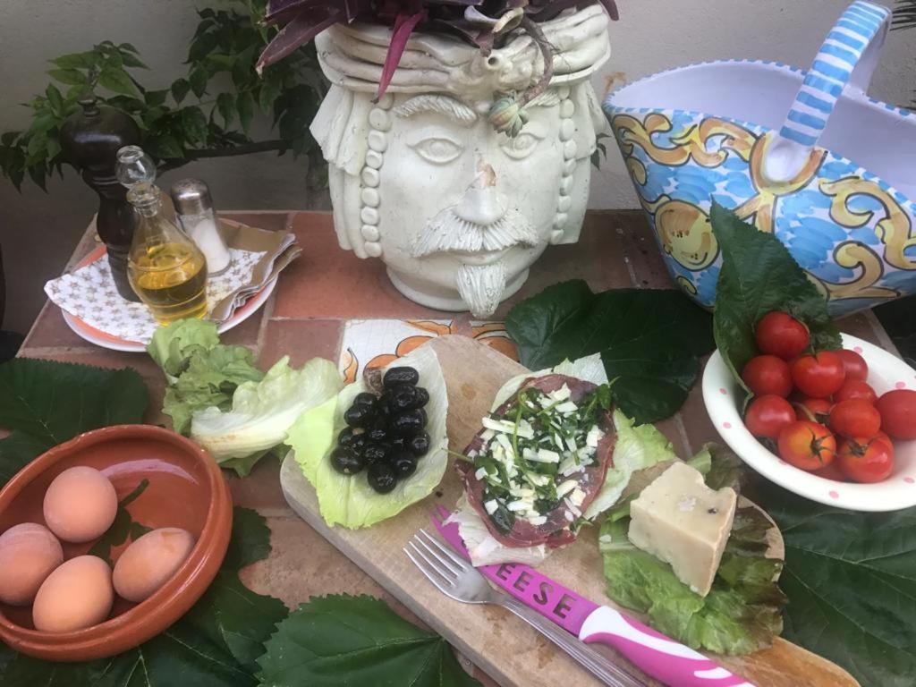 La Capanna Di Giuseppe E Maria Bed & Breakfast Таормина Екстериор снимка