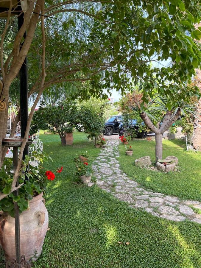 La Capanna Di Giuseppe E Maria Bed & Breakfast Таормина Екстериор снимка
