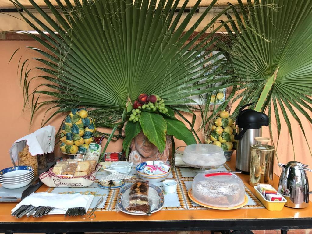 La Capanna Di Giuseppe E Maria Bed & Breakfast Таормина Екстериор снимка