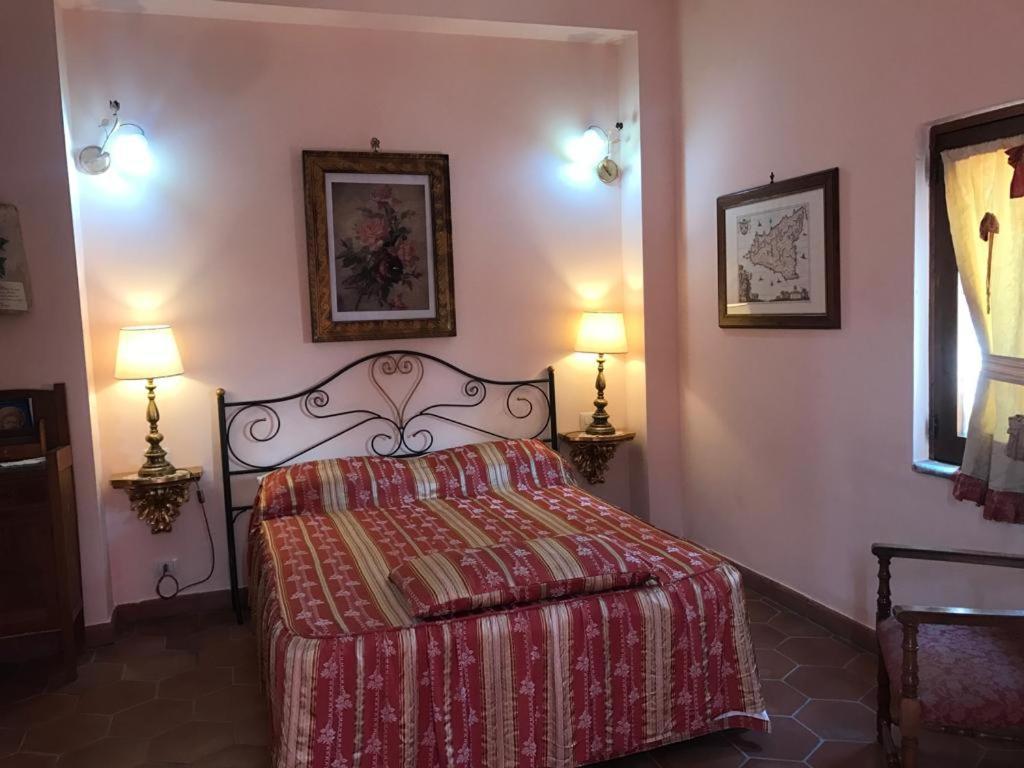 La Capanna Di Giuseppe E Maria Bed & Breakfast Таормина Екстериор снимка