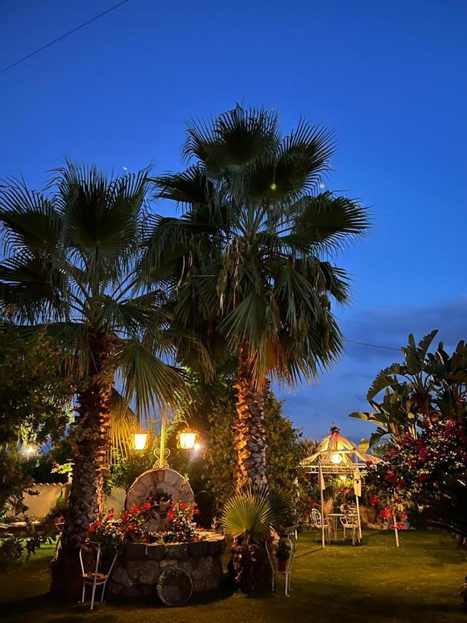 La Capanna Di Giuseppe E Maria Bed & Breakfast Таормина Екстериор снимка