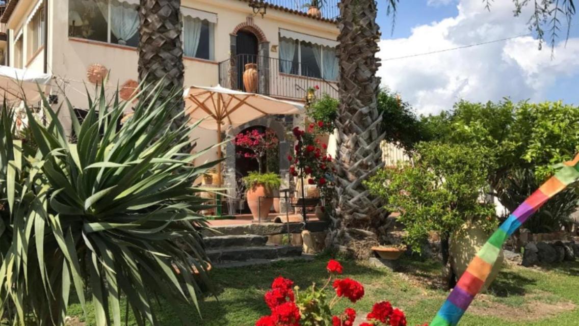 La Capanna Di Giuseppe E Maria Bed & Breakfast Таормина Екстериор снимка